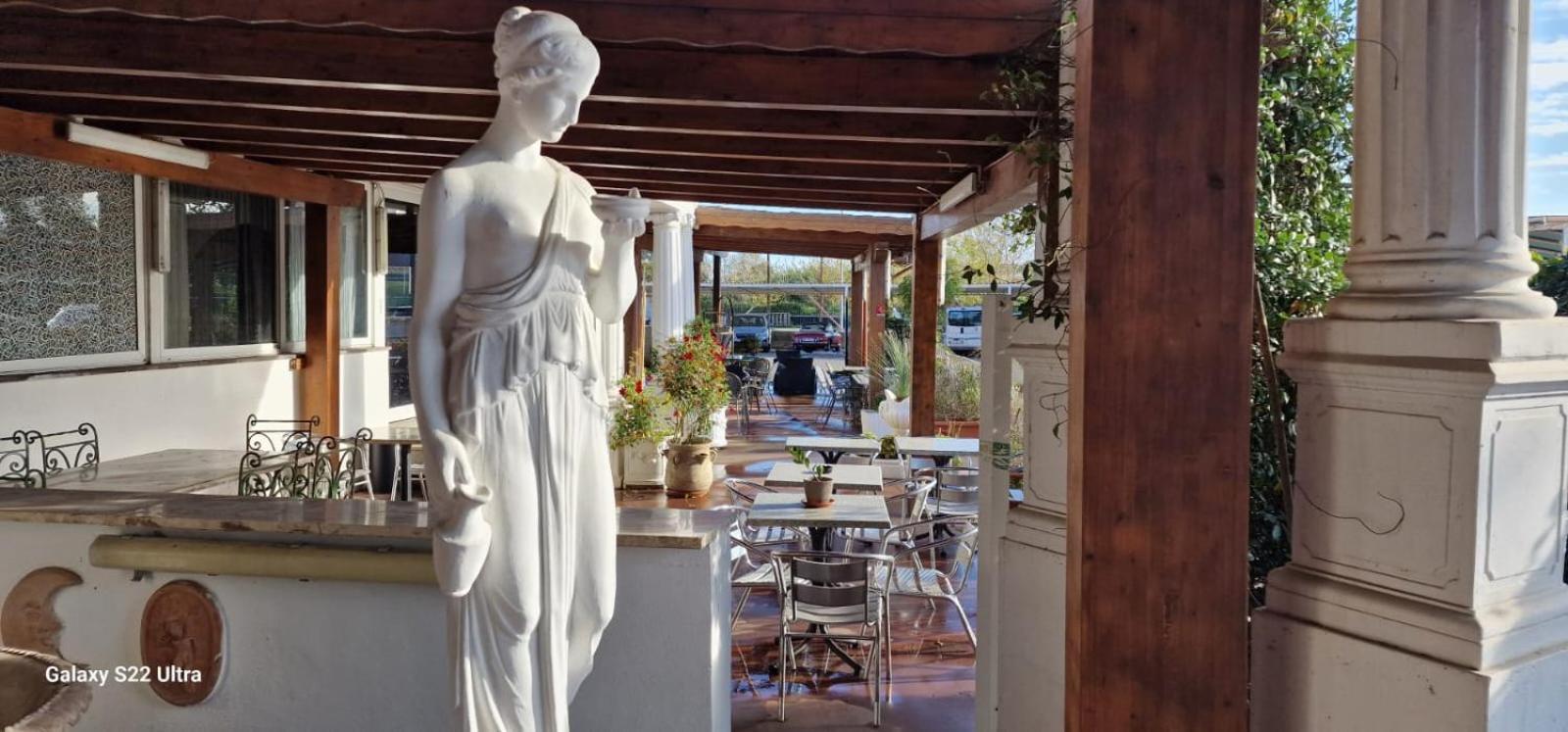 Hotel Chopin Фьюмичино Экстерьер фото