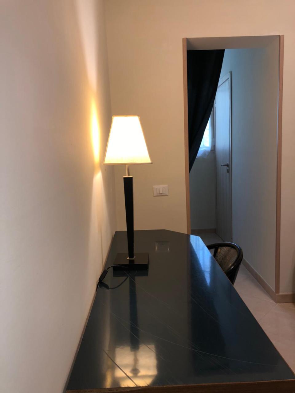 Hotel Chopin Фьюмичино Экстерьер фото