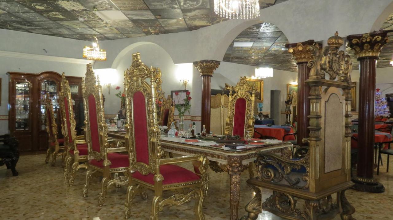 Hotel Chopin Фьюмичино Экстерьер фото