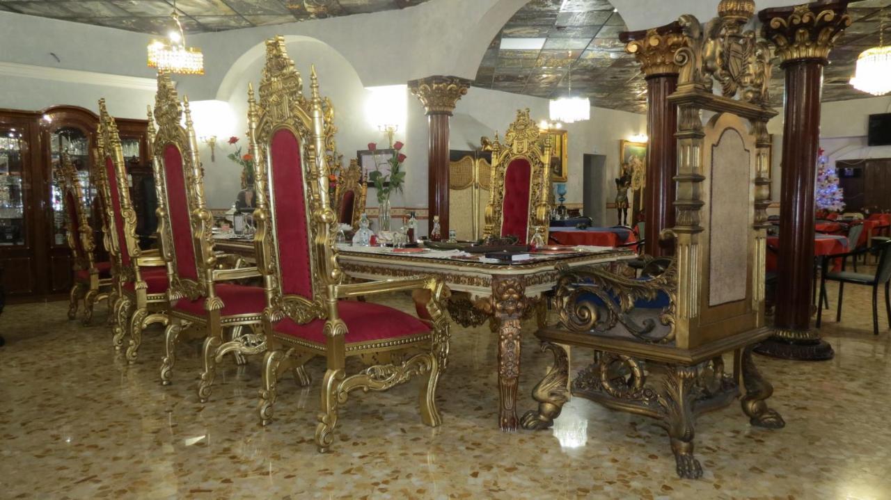 Hotel Chopin Фьюмичино Экстерьер фото